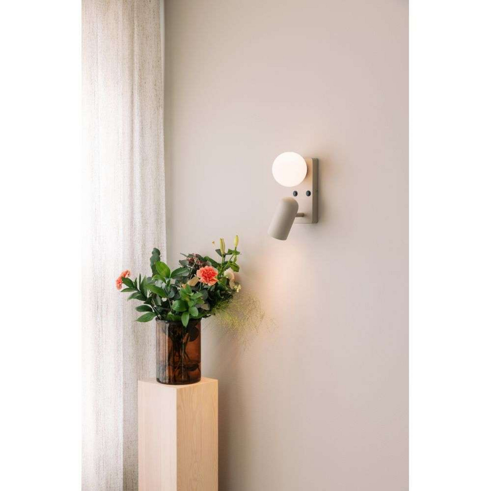 Alternativ bild 1 för Globen Lighting - Doppio Vägglampa Beige